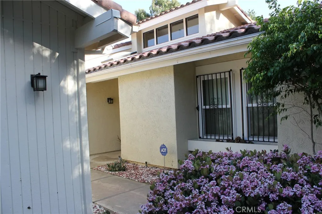 2205 Via Tabara, La Jolla, CA 92037 - Main photo, La Jolla, CA