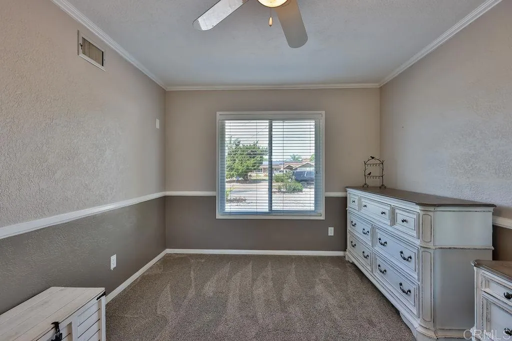 https://cdn.realtyfeed.com/cdn/127/307081343/a5d9d2af3cf4a00c0d5d656cc4be984c.webp