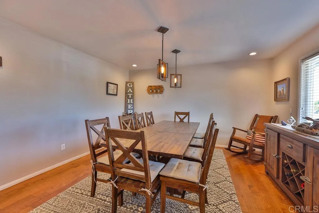 https://cdn.realtyfeed.com/cdn/127/307081343/b1835badbfc7a6ff01c1b6cb9c9ac559.webp