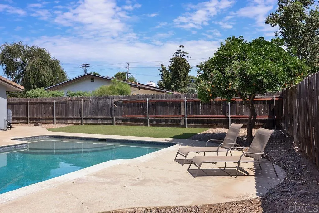 https://cdn.realtyfeed.com/cdn/127/307081343/e2068a13419bd40d233dc7e0054da4c1.webp