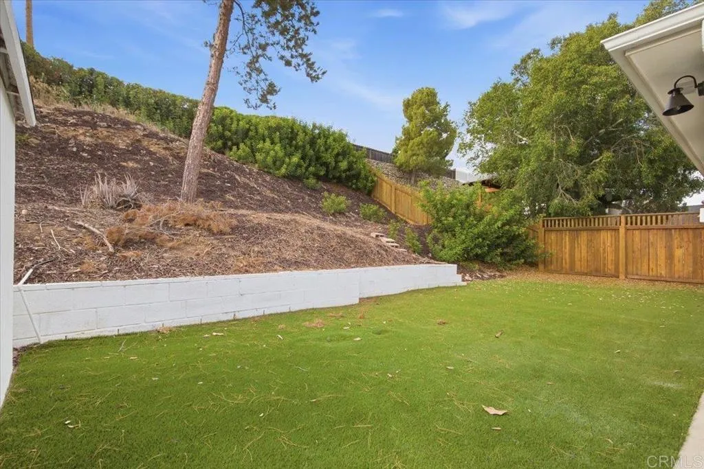 https://cdn.realtyfeed.com/cdn/127/307081432/27f748efe67e83ef251d44ffbc4a688b.webp
