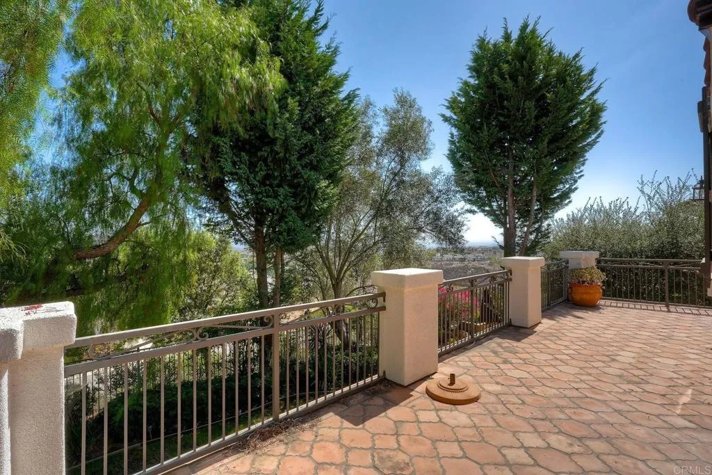 https://cdn.realtyfeed.com/cdn/127/307081436/1ce220cea38797c91e967e672ff2e666.webp