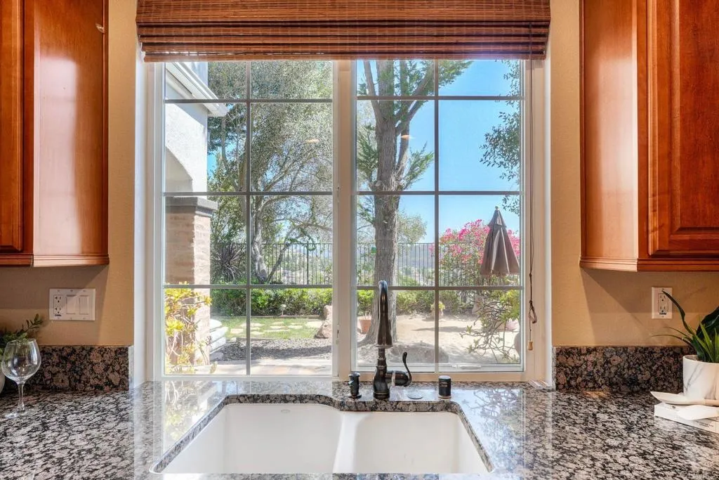 https://cdn.realtyfeed.com/cdn/127/307081436/832a4038eec23647773f3b1b52843fac.webp