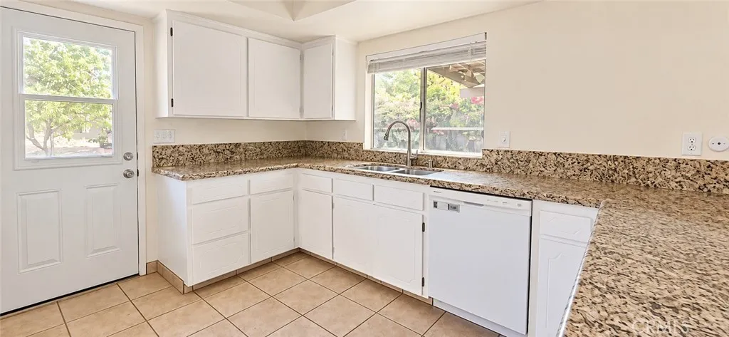 https://cdn.realtyfeed.com/cdn/127/307081462/15d6cf9b68b37ba29520b46f1048b332.webp