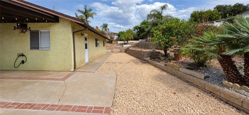 https://cdn.realtyfeed.com/cdn/127/307081462/1cd7dd73071c85251f422735068ba8b9.webp