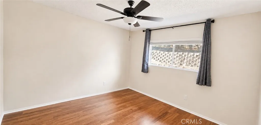 https://cdn.realtyfeed.com/cdn/127/307081462/dec59fc9253e3640abf44e074216eaf0.webp
