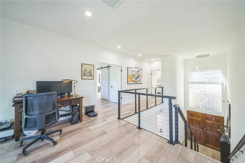 https://cdn.realtyfeed.com/cdn/127/307081490/0c1a6fab8f1c8cb06f54304f7bd0fdc3.webp