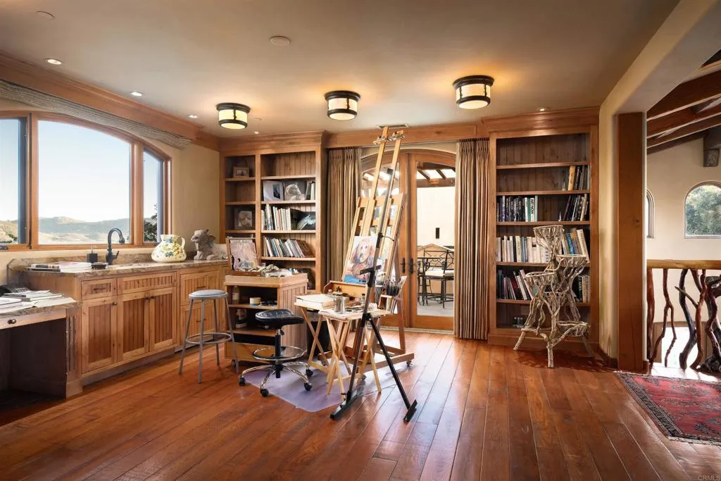 https://cdn.realtyfeed.com/cdn/127/307081495/0df8d04b3d93efab86d2a570c5d87e22.webp