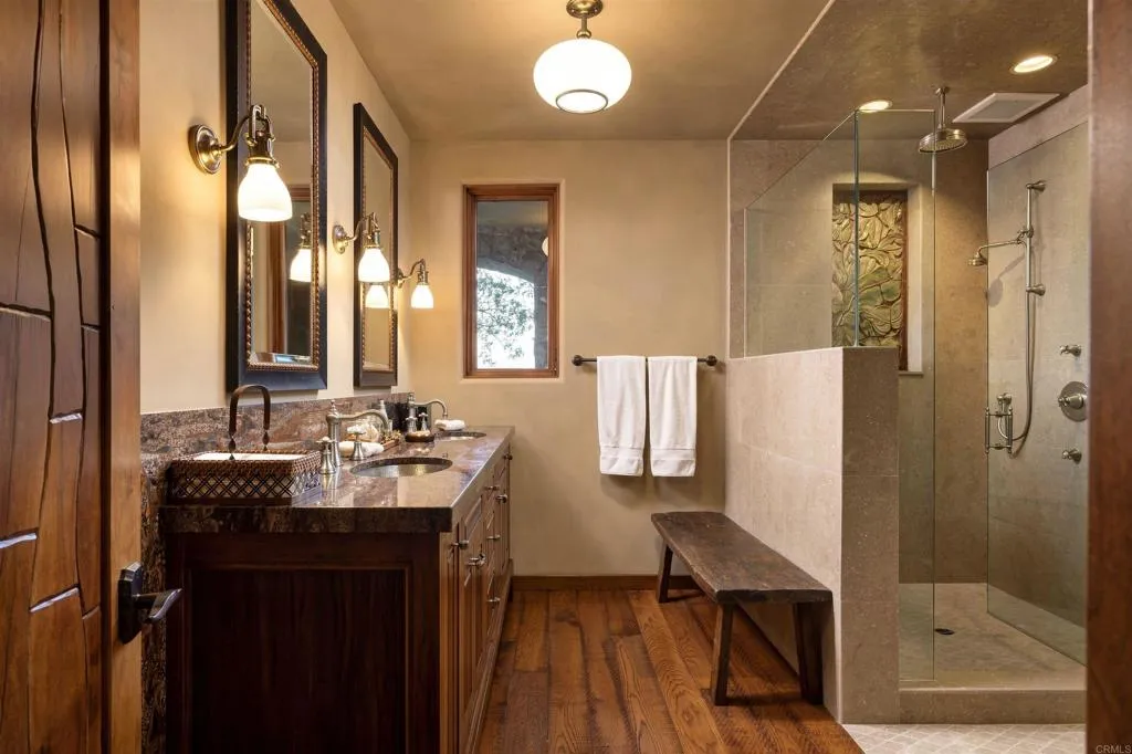 https://cdn.realtyfeed.com/cdn/127/307081495/20f4b8f1817cd2f936ba805710126cc2.webp
