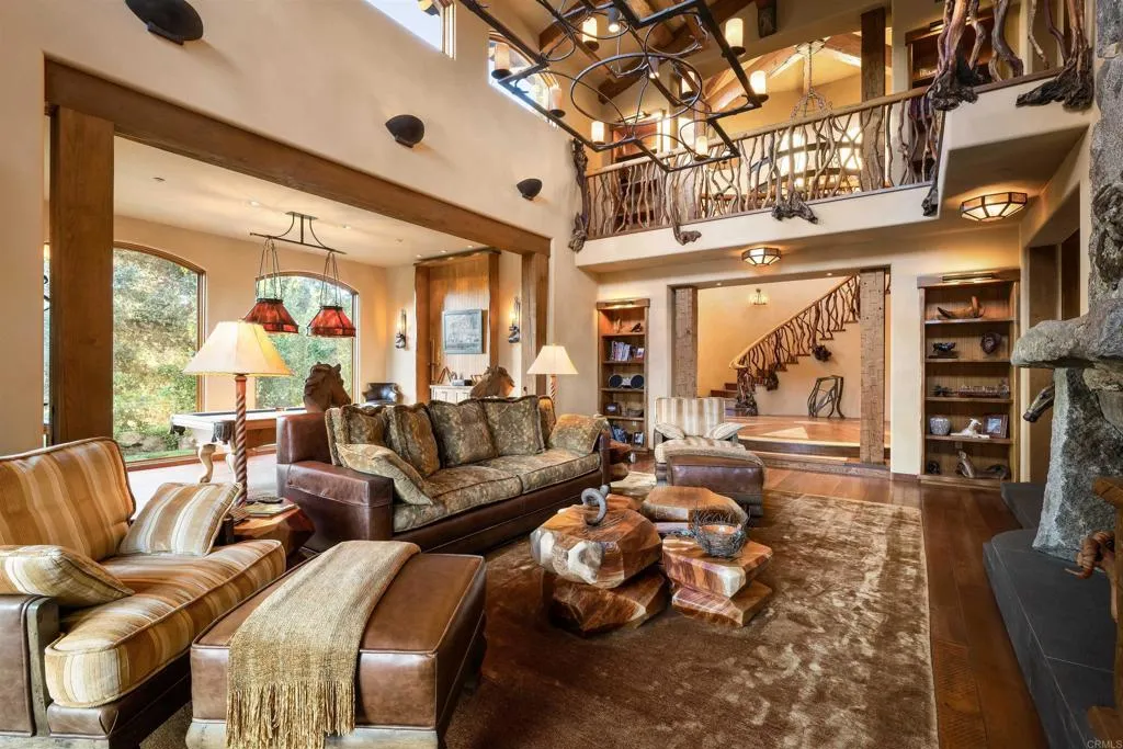 https://cdn.realtyfeed.com/cdn/127/307081495/54358f4507022689ebd9a0eef1769a00.webp