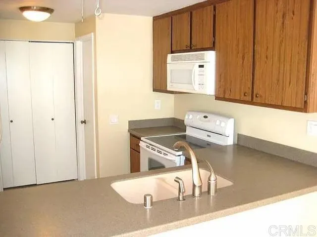7056 Park Mesa Way Unit 42, San Diego, CA 92111 - Photo 4 of 20, San Diego, CA