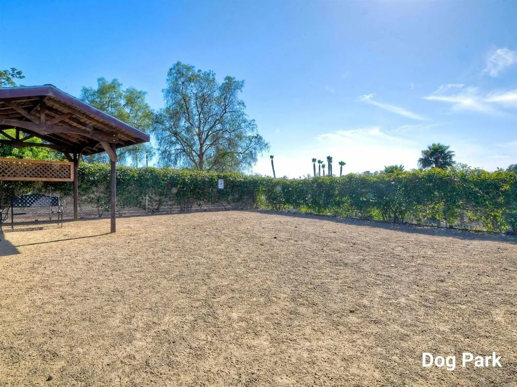 https://cdn.realtyfeed.com/cdn/127/307081595/01f6ba2de3fe8e8d59ec6d79ede45c56.webp