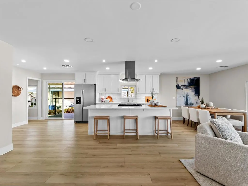 https://cdn.realtyfeed.com/cdn/127/307081595/2fbb1a80bc9ceeea4f14d6b14cbb042e.webp