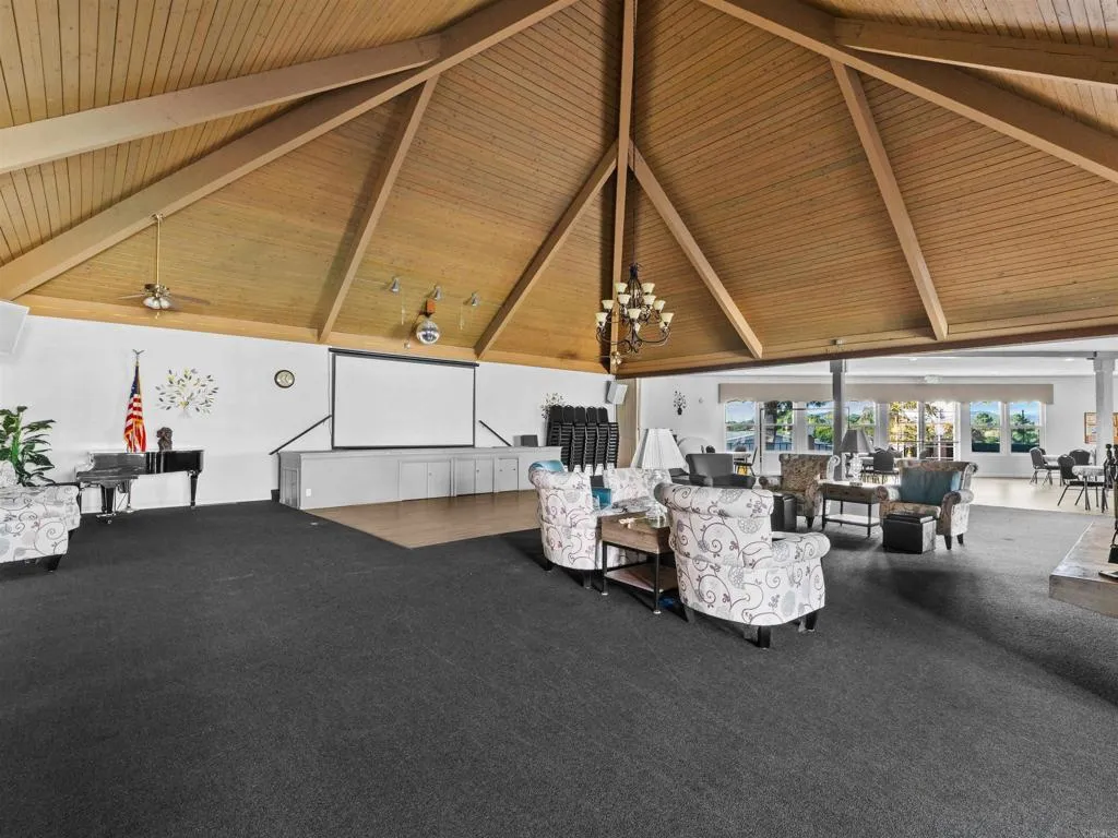 https://cdn.realtyfeed.com/cdn/127/307081595/3efcff30f24e073a043f2a622c1c44e5.webp