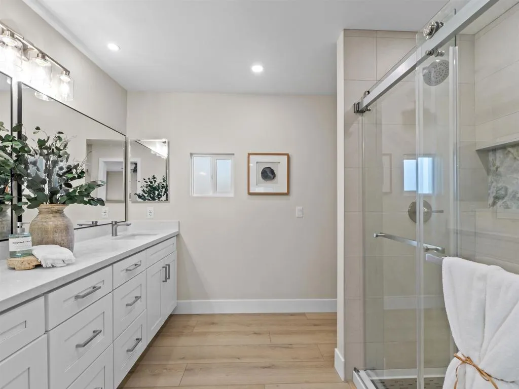 https://cdn.realtyfeed.com/cdn/127/307081595/5beaccb0833e88d0e8150b8ada9da52b.webp