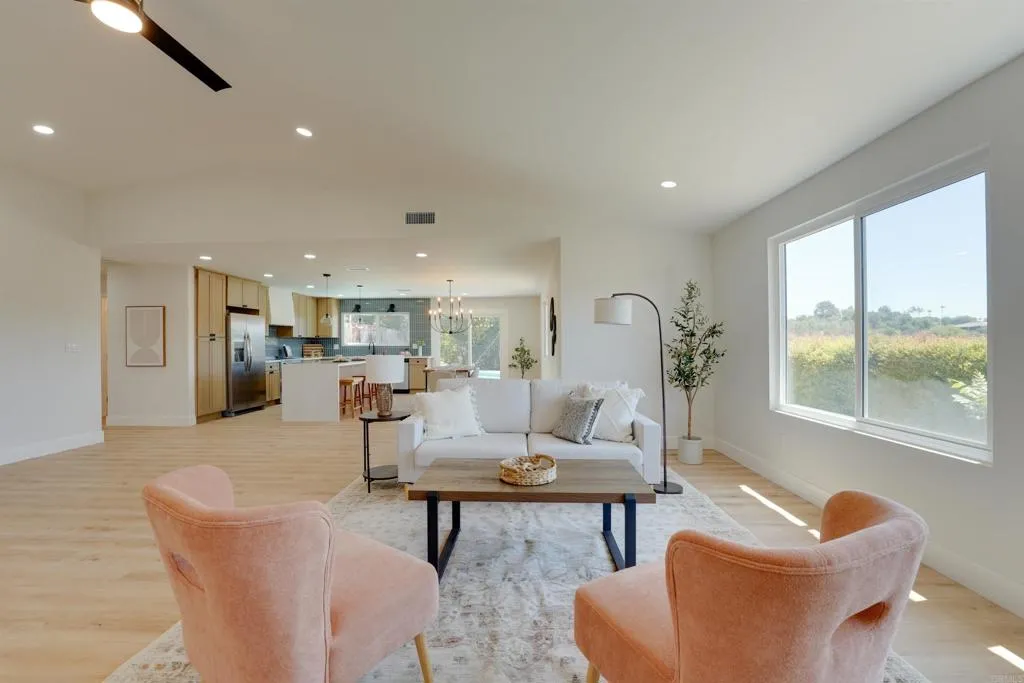 https://cdn.realtyfeed.com/cdn/127/307081616/2a23d0c91ba95650aece01d587db7c8b.webp