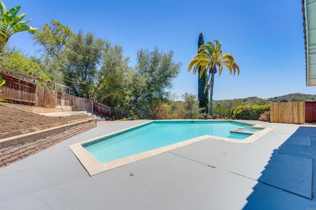 https://cdn.realtyfeed.com/cdn/127/307081616/66d19960e2a4f3381f197b58bf9a48a5.webp