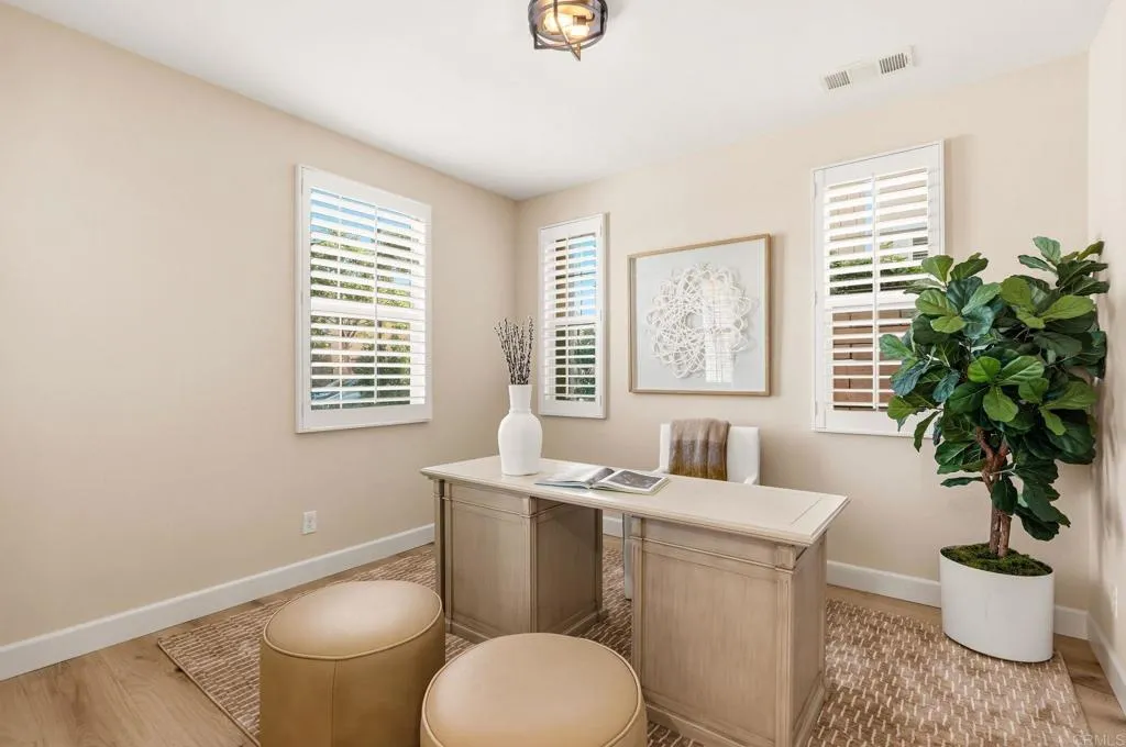 https://cdn.realtyfeed.com/cdn/127/307081703/4aeb8226df300deaae40b1e17ef967ef.webp