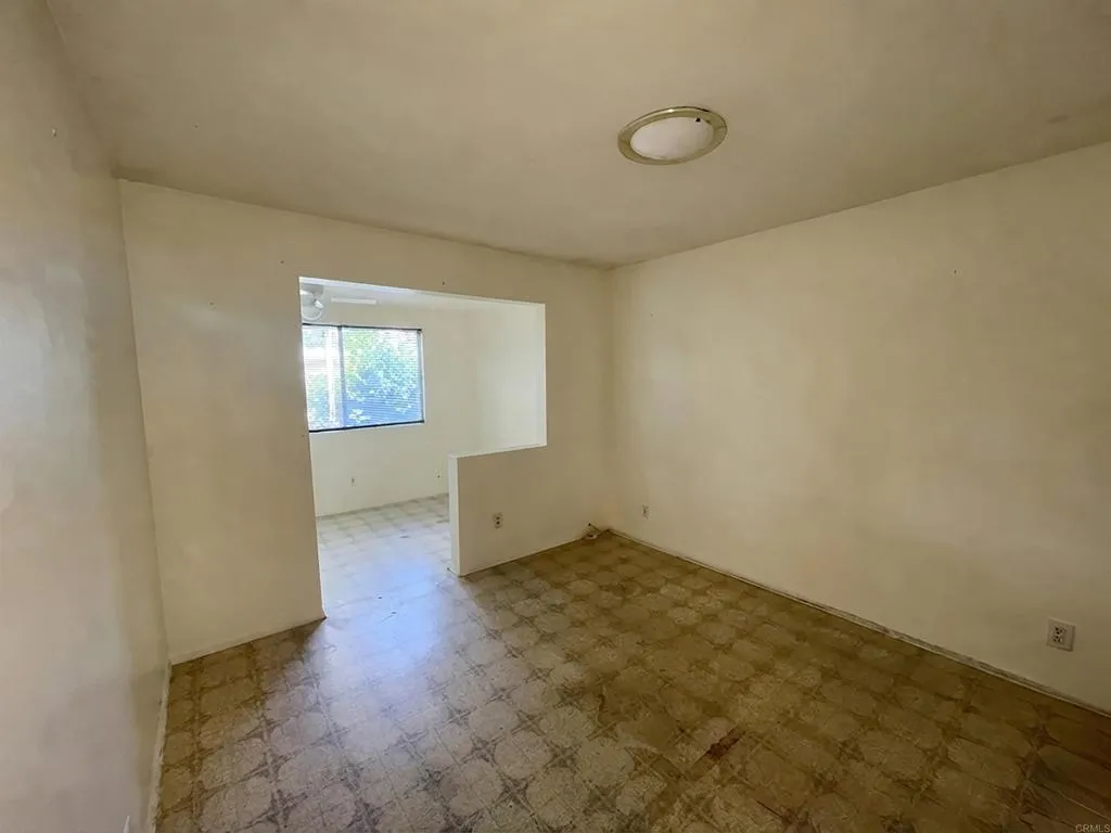 https://cdn.realtyfeed.com/cdn/127/307081784/713304e694e9c5c53de951b45b53c0c1.webp