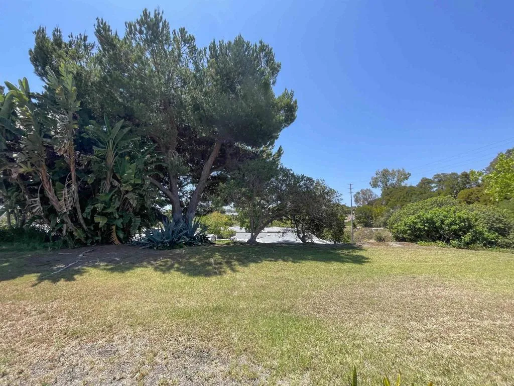 https://cdn.realtyfeed.com/cdn/127/307081784/7dc7196c5bc3184db551a86bbde1b0ef.webp