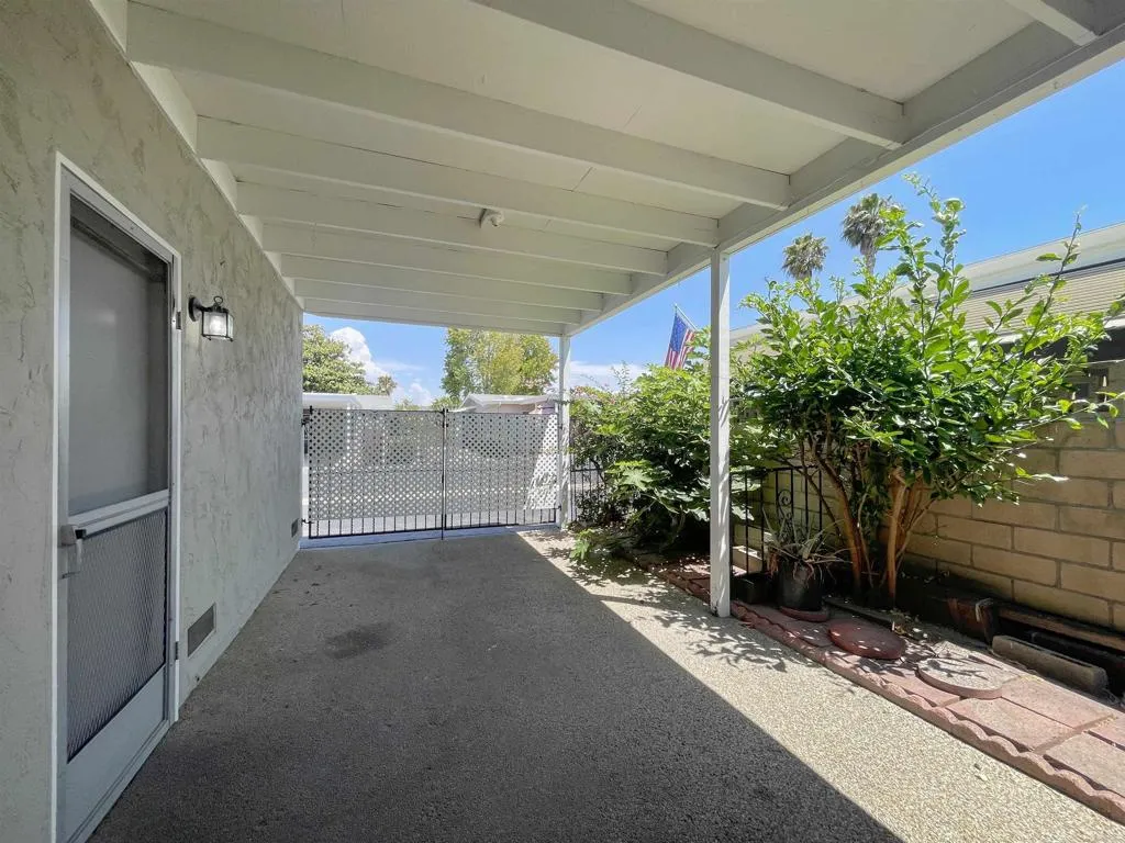 https://cdn.realtyfeed.com/cdn/127/307081784/b42f9b7587632b106d259974e8b7357a.webp