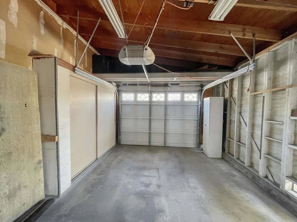 https://cdn.realtyfeed.com/cdn/127/307081784/c06359edae21a42b7488cf2c8cc4509c.webp
