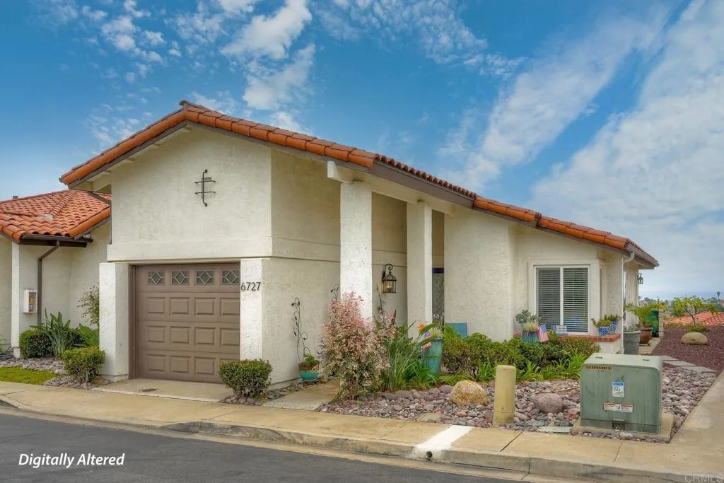 6727 Russelia Ct
