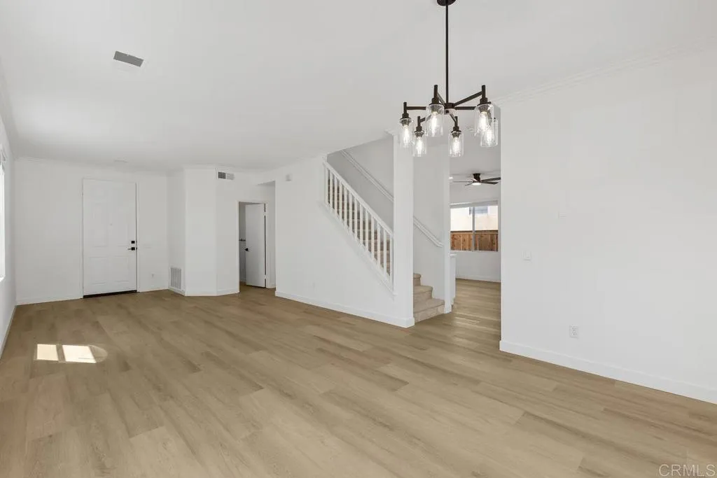 https://cdn.realtyfeed.com/cdn/127/307081887/7f222b31dfcdf24151780826bd6b410e.webp