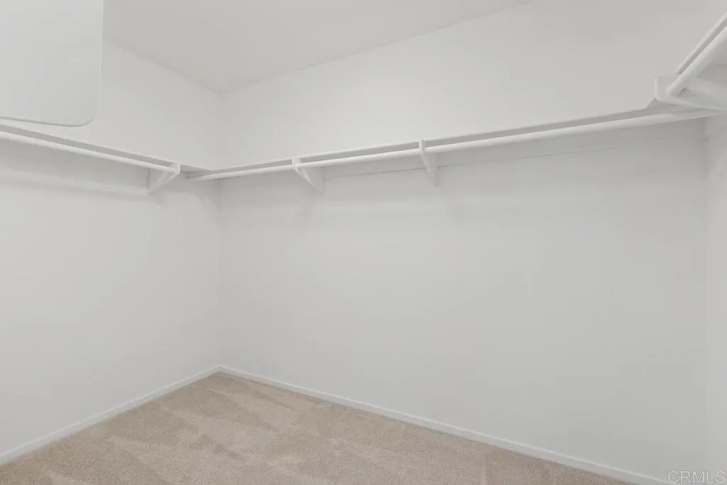 https://cdn.realtyfeed.com/cdn/127/307081887/d9c652d6f3d02fe3adc855069adec216.webp