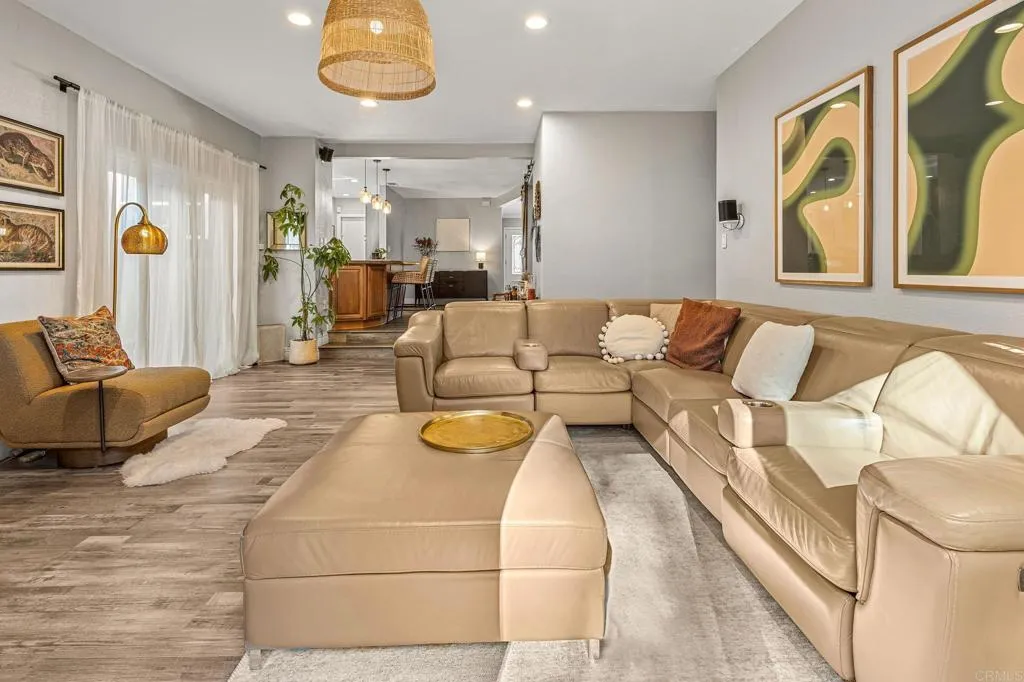 https://cdn.realtyfeed.com/cdn/127/307081898/95218599cde14a91b1e00d064226b678.webp