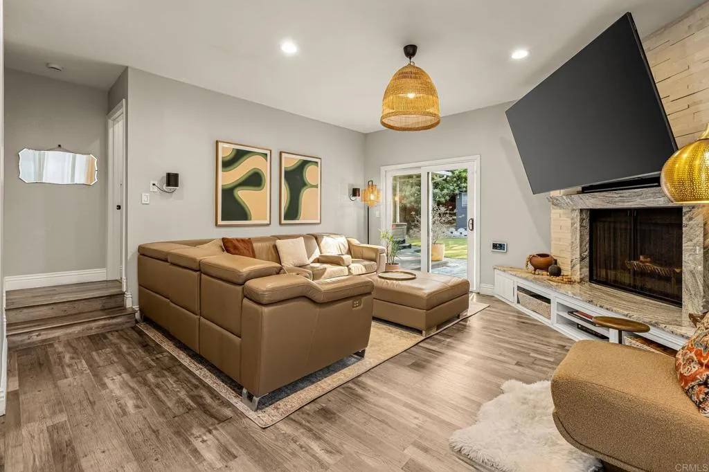 https://cdn.realtyfeed.com/cdn/127/307081898/cc05efc799744672ed0af0c98affe8eb.webp