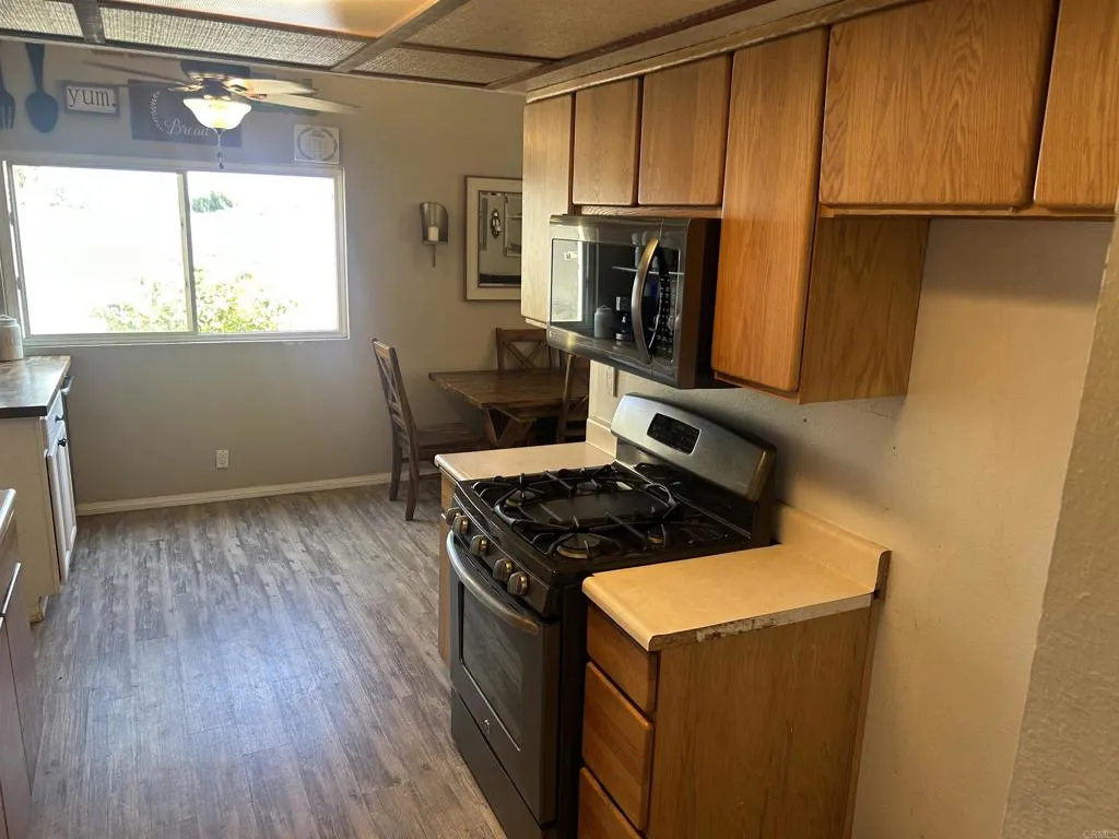 https://cdn.realtyfeed.com/cdn/127/307081906/6e4b349d6d3796d7a70fedac6bcb8265.webp