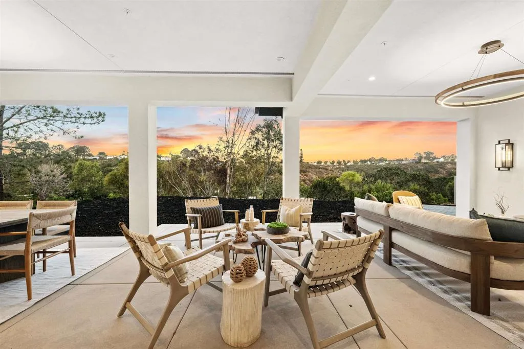 https://cdn.realtyfeed.com/cdn/127/307081932/356ee133c5272a4df341b85911b06a0d.webp
