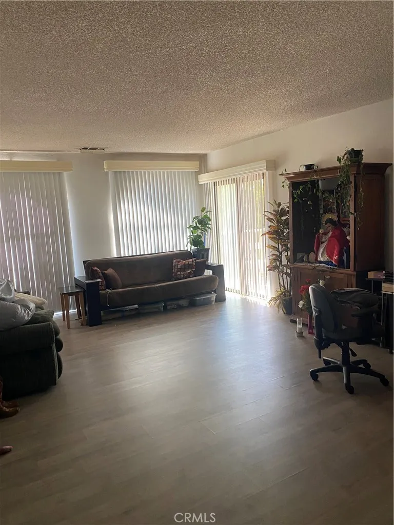 https://cdn.realtyfeed.com/cdn/127/307081967/89caa54cdc96546c5e9c6128d112cbe0.webp