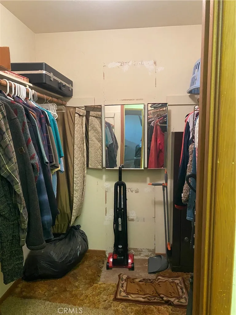 https://cdn.realtyfeed.com/cdn/127/307081967/ccc1a31e1650e80e76ac9a95b2f5074d.webp