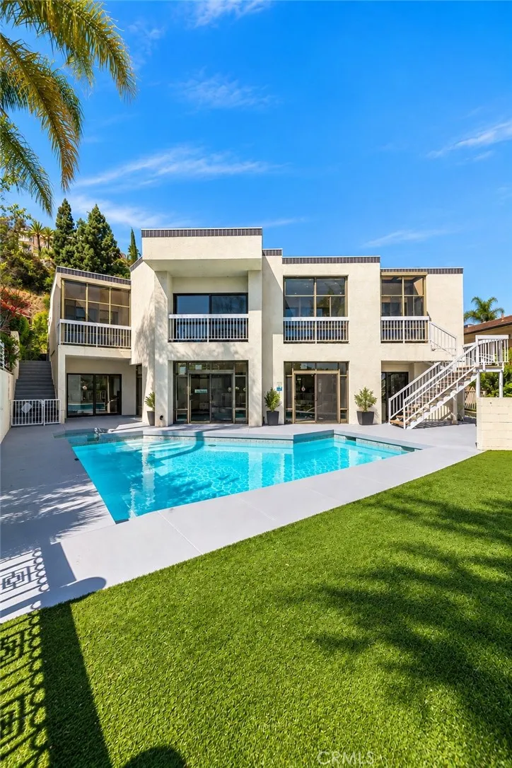 Glendale, CA 91208
