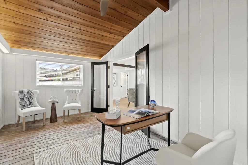 https://cdn.realtyfeed.com/cdn/127/307082036/2b2b4acc79f8c8a668f1d26e023b208e.webp