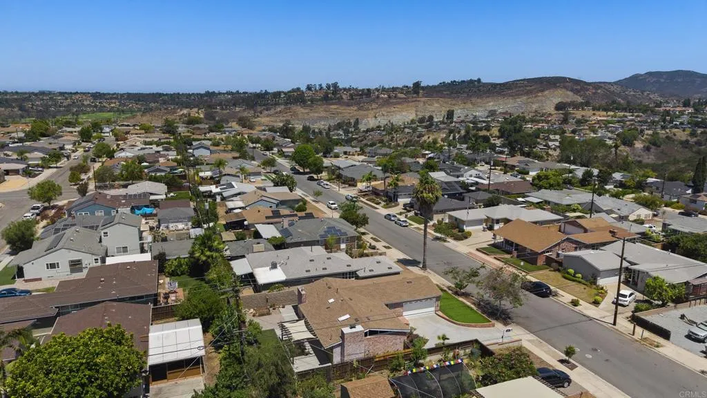 https://cdn.realtyfeed.com/cdn/127/307082036/4bfb58fe20997cd9ae53eaadb049deb3.webp