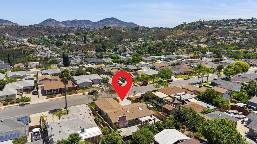 https://cdn.realtyfeed.com/cdn/127/307082036/8c736c5c23de56ca8f0cb0ad05cbead5.webp