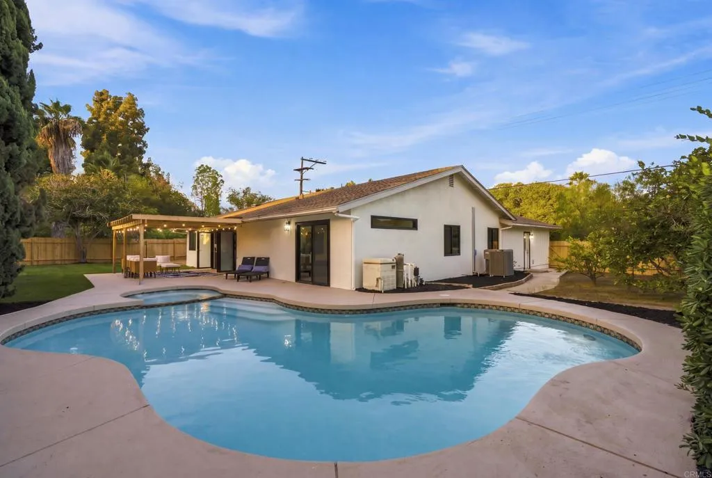 https://cdn.realtyfeed.com/cdn/127/307082082/91e98134ffd7c1017fa0c581dccbcc39.webp