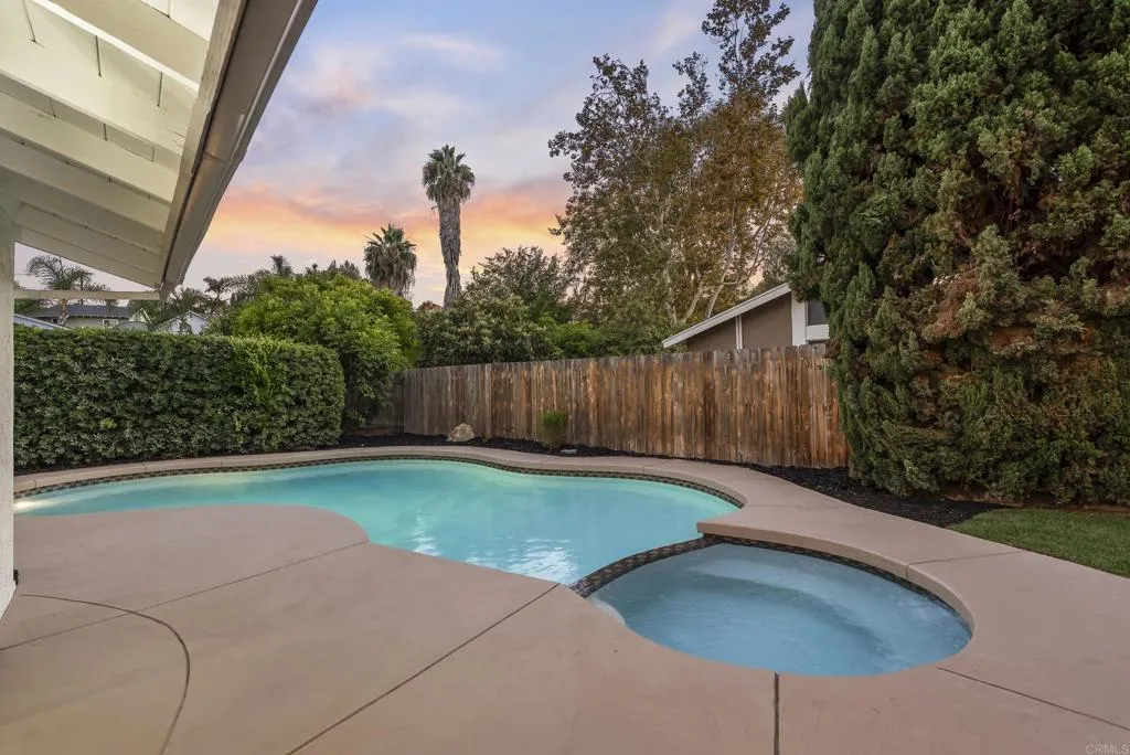 https://cdn.realtyfeed.com/cdn/127/307082082/e54504d390d0c05db0e6df4200b9c141.webp