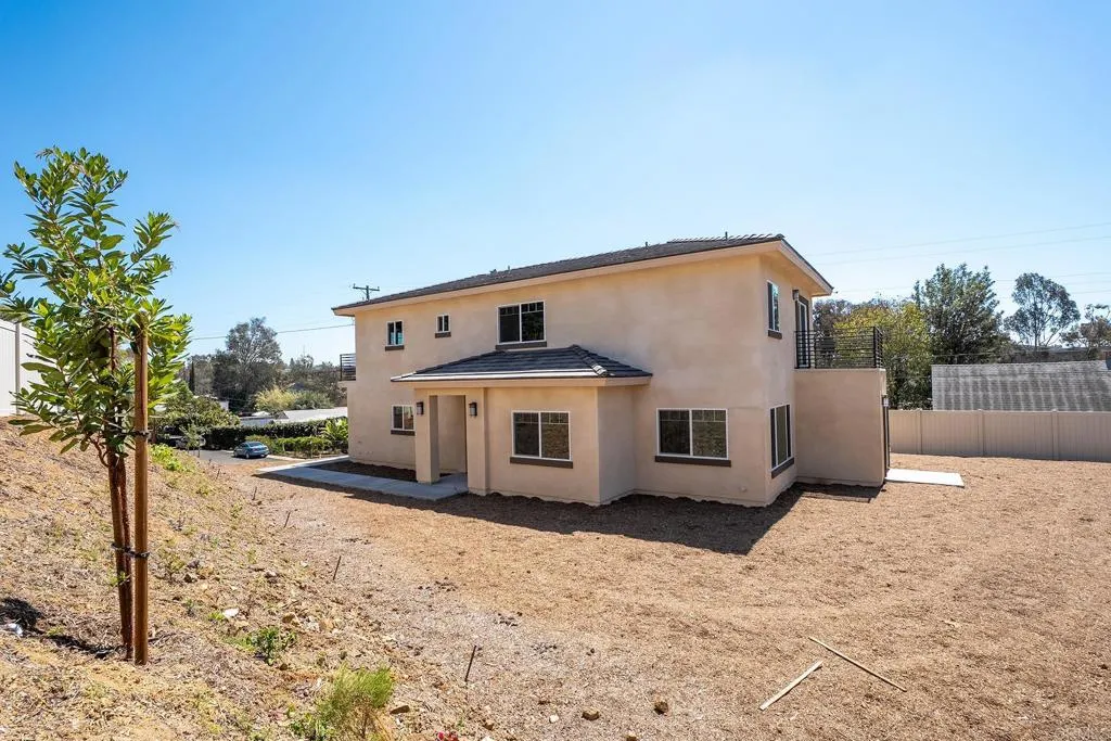 https://cdn.realtyfeed.com/cdn/127/307082179/08ff78a6206c1f81973deb5b91a6cd3f.webp