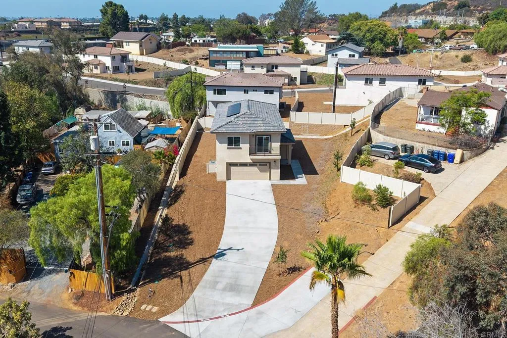 https://cdn.realtyfeed.com/cdn/127/307082179/d99a05f4943d486eed180debebf9da6a.webp