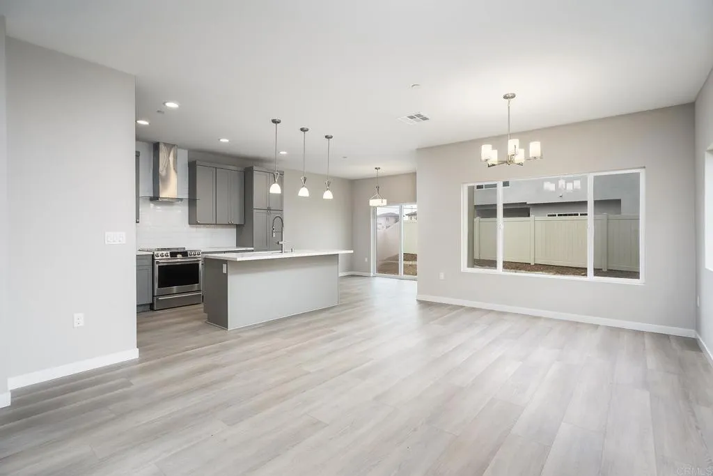 https://cdn.realtyfeed.com/cdn/127/307082179/fa0532a16fb7cfdf34325bb89b5a9bf3.webp
