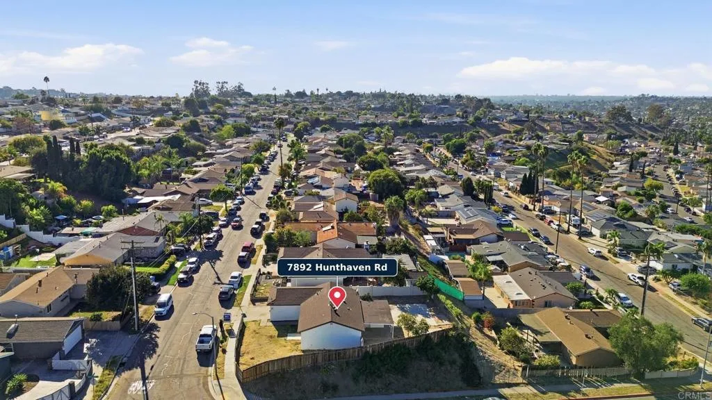 https://cdn.realtyfeed.com/cdn/127/307082204/135dfd5dc0e0df2c18535bc128715225.webp