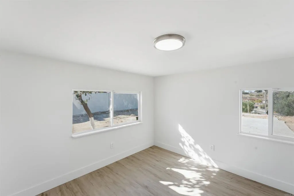 https://cdn.realtyfeed.com/cdn/127/307082204/6b03dfa7bce569d642d59049973aa8b7.webp