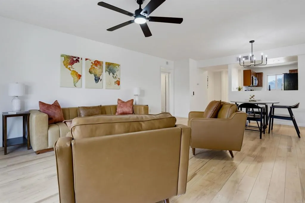 https://cdn.realtyfeed.com/cdn/127/307082259/820641df77549049be3210e7bb95d2f9.webp