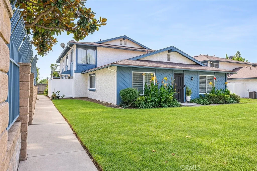 Azusa, CA 91702