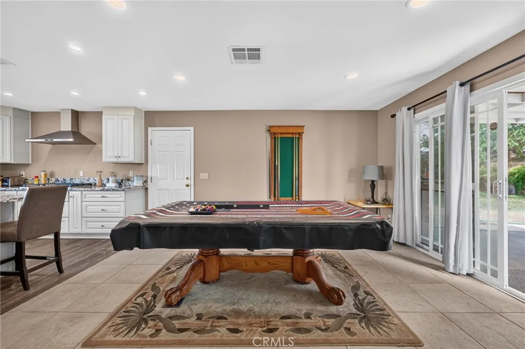 https://cdn.realtyfeed.com/cdn/127/307082540/1b4e815e27e6bd3bd2d55f72008c011c.webp