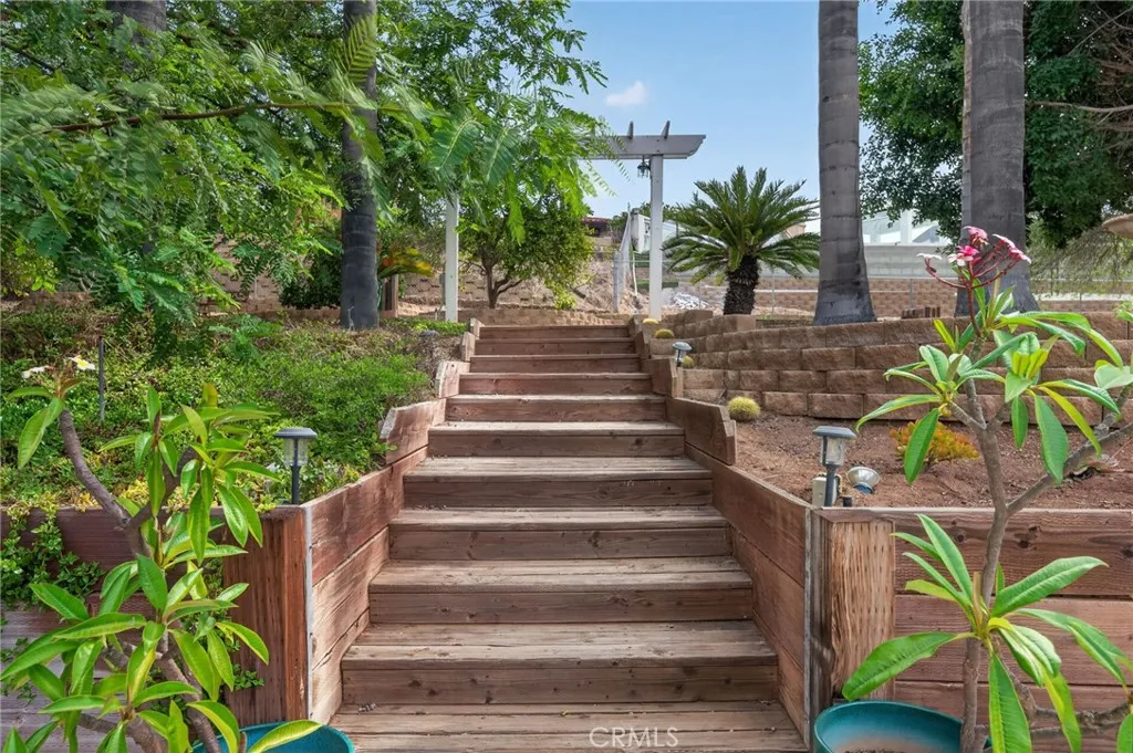 https://cdn.realtyfeed.com/cdn/127/307082540/63245d18a6df594828bd717867f7cae9.webp
